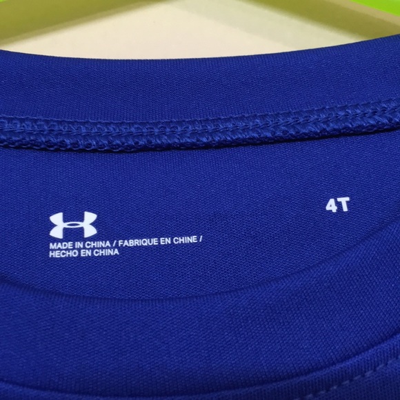 🔹NWT UA blue black mock layer tee full 4T 3T Avlb - Picture 4 of 5